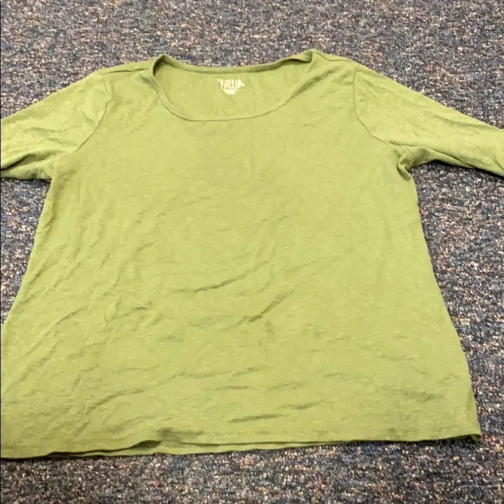 Time and Tru Green Tee sz. XL